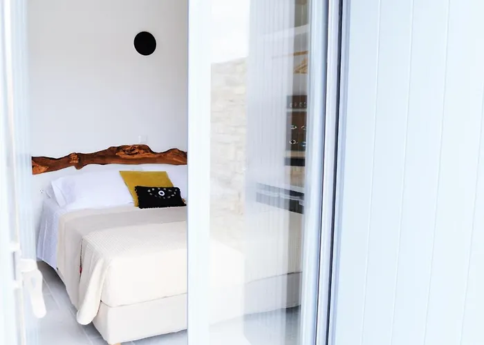 View Paros Semesterbostad Krotiri