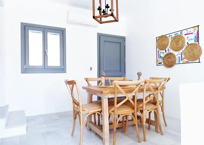 View Paros Semesterbostad Krotiri